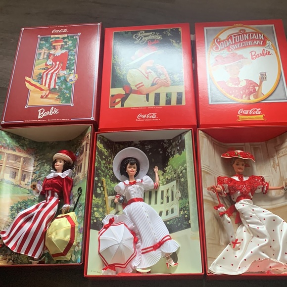 Coca-Cola fashion series Barbie’s - Picture 2 of 7